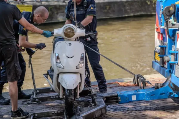 Tragiczny wypadek w Baranowie: zderzenie motocykli, jedna osoba nie żyje