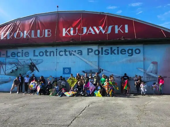 IX Gminny Festyn Latawcowy w Inowrocławiu – niebo pełne kolorów i laureaci