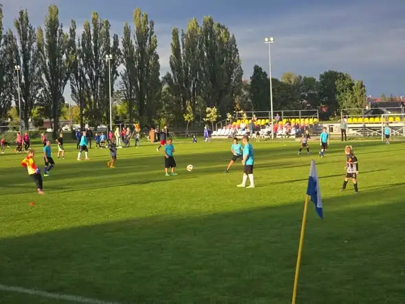 Orliki Starsze Znicza rywalizowały w turnieju OdPasjiDoFutbolu w Inowrocławiu