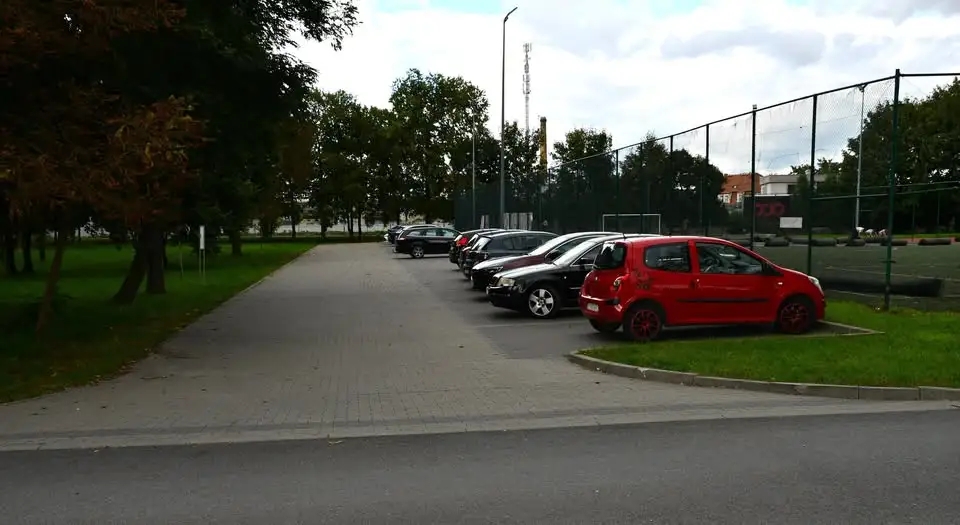 Remont Orlika w Pakości: parking przy ul. Barcińskiej wyłączony 25 września