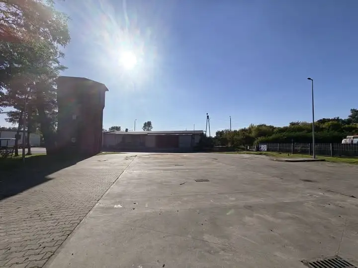 Parking dla uczestników wydarzeń w CKIS „Ziemowit” – gdzie zostawić samochód?