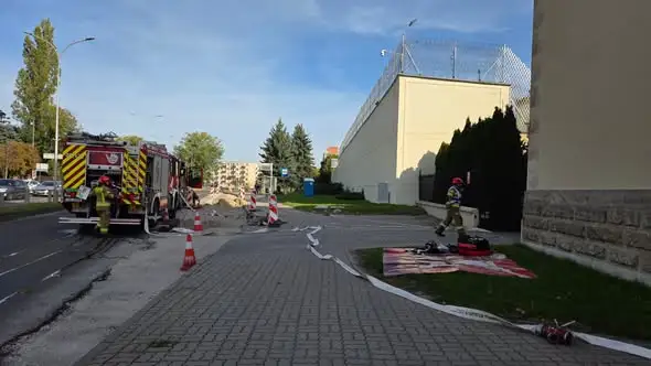 Inowrocław: Strażacy ćwiczyli pożar na poddaszu Sądu Rejonowego
