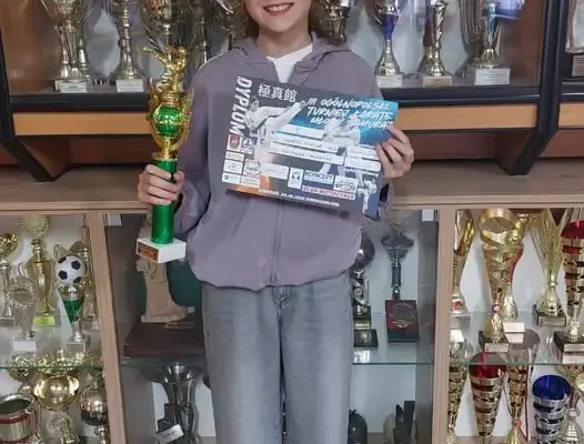 Antonina Chowaniak z 2. miejscem w III Ogólnopolskim Konkursie Karate Młody Samuraj