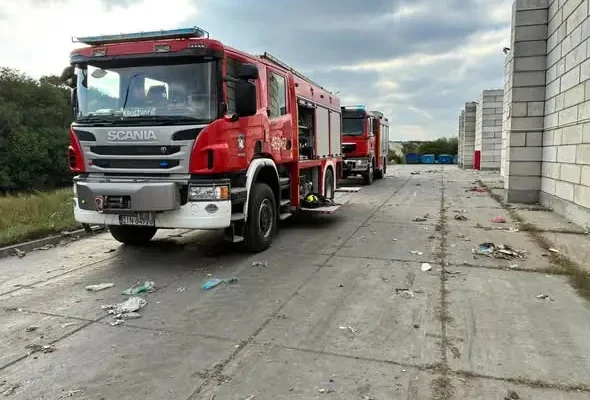 Pożar składowiska odpadów w Inowrocławiu — dogaszanie trwało kilka godzin