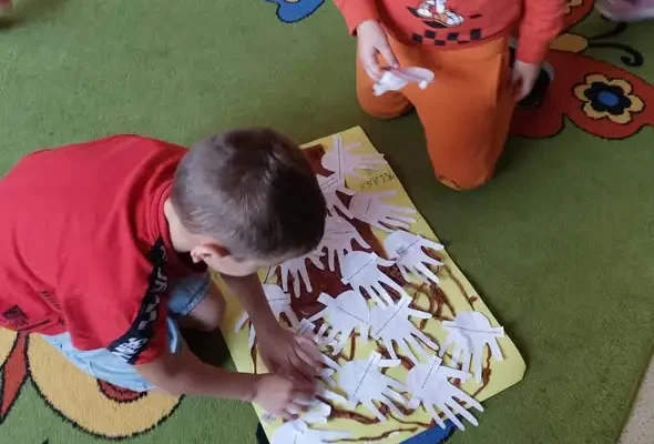 Uczniowie z Inowrocławia uczą się szacunku i reagowania na przemoc rówieśniczą