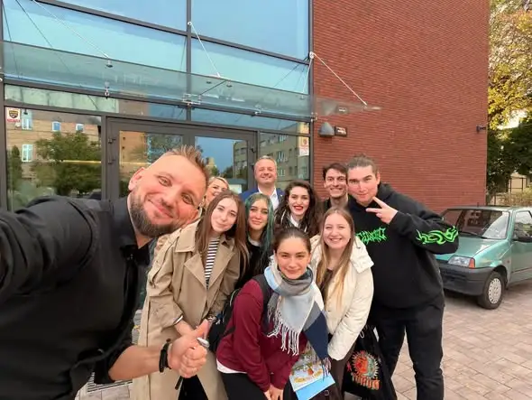 Młodzież polonijna z wizytą w Kruszwicy – projekt „Polska – moje odkrycie”
