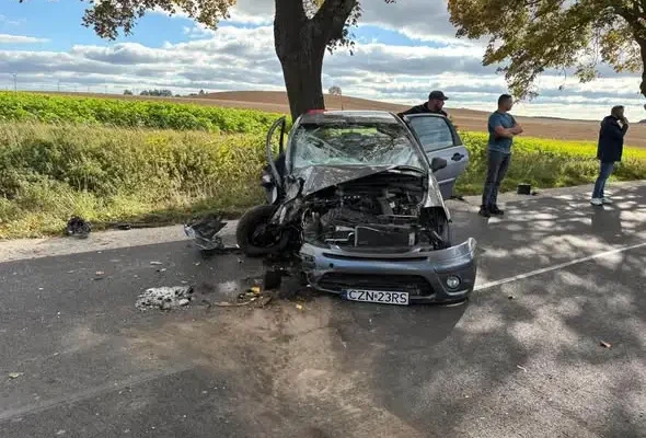 Kolizja w Radłowie – interwencja strażaków z OSP Pakość