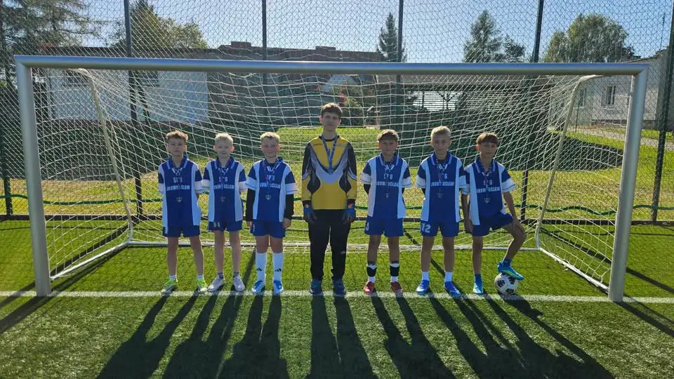 Młodzi piłkarze z awansem do makroregionu w turnieju „Z orlika na stadion”