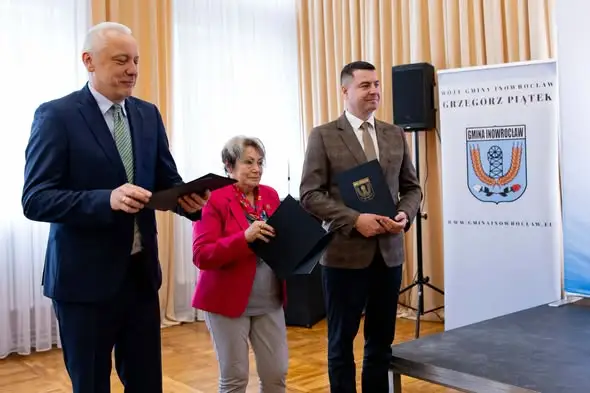 Dzień Edukacji Narodowej w gminie Inowrocław – podziękowania i nagrody dla nauczycieli