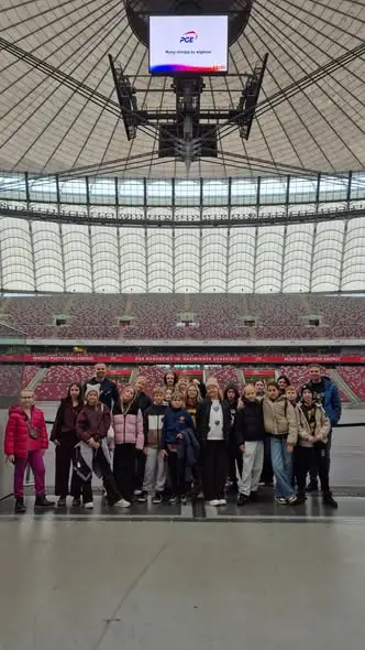 Klasa 5B odkrywa Warszawę: Stare Miasto, Muzeum Wojska i Stadion Narodowy