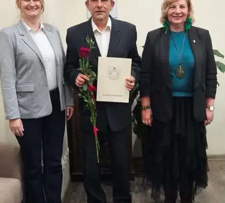 Nagrody Burmistrza Gniewkowa dla nauczycieli wręczone